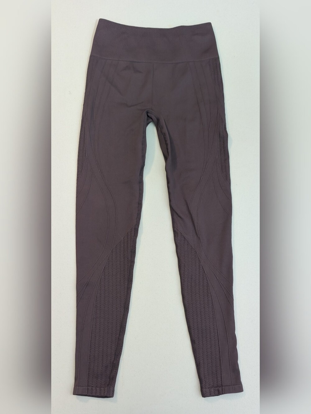 Fabletics purple compression leggings, small
